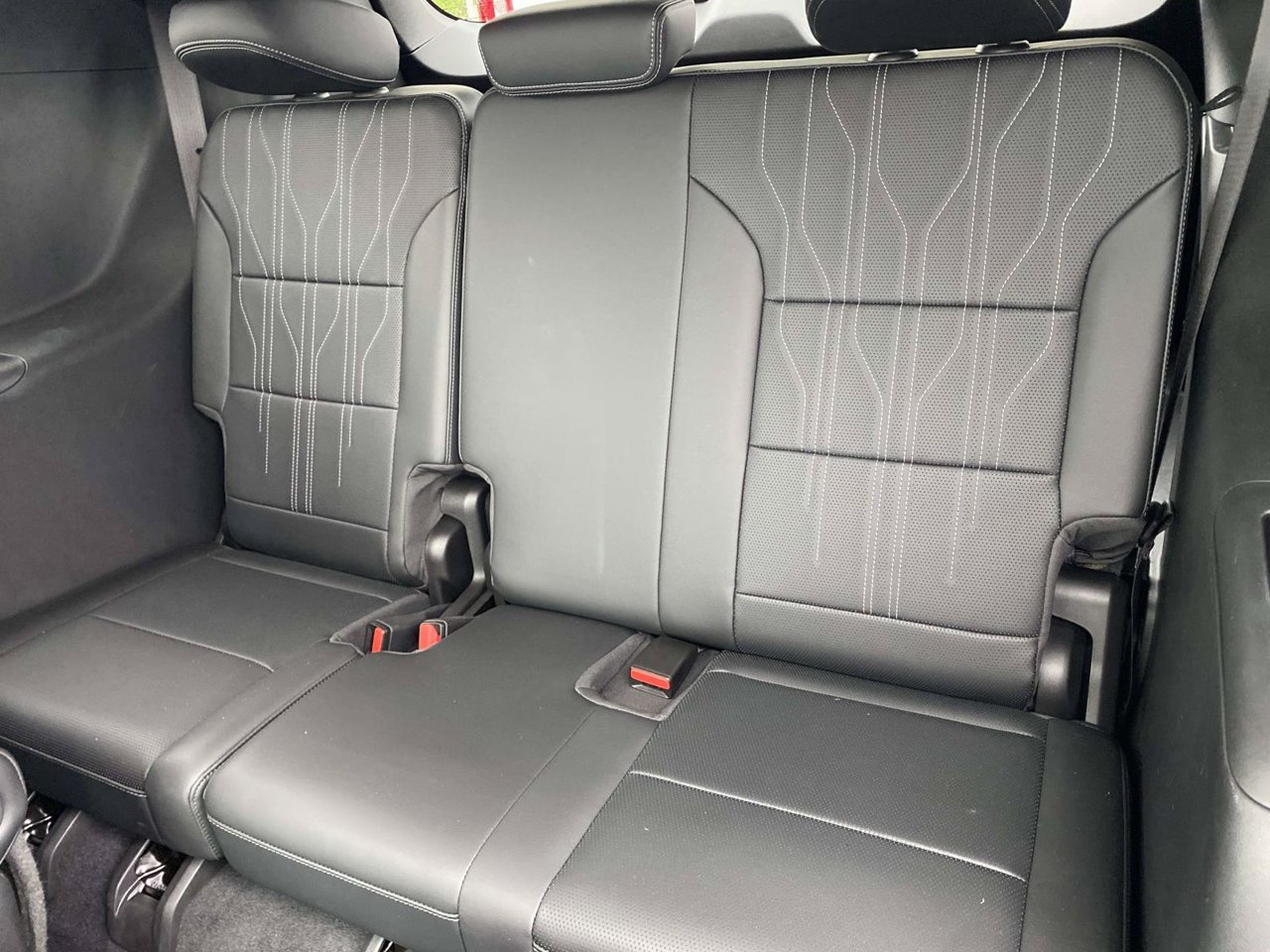 Used 2025 Buick Enclave Avenir w/ Super Cruise Package FWD image 12