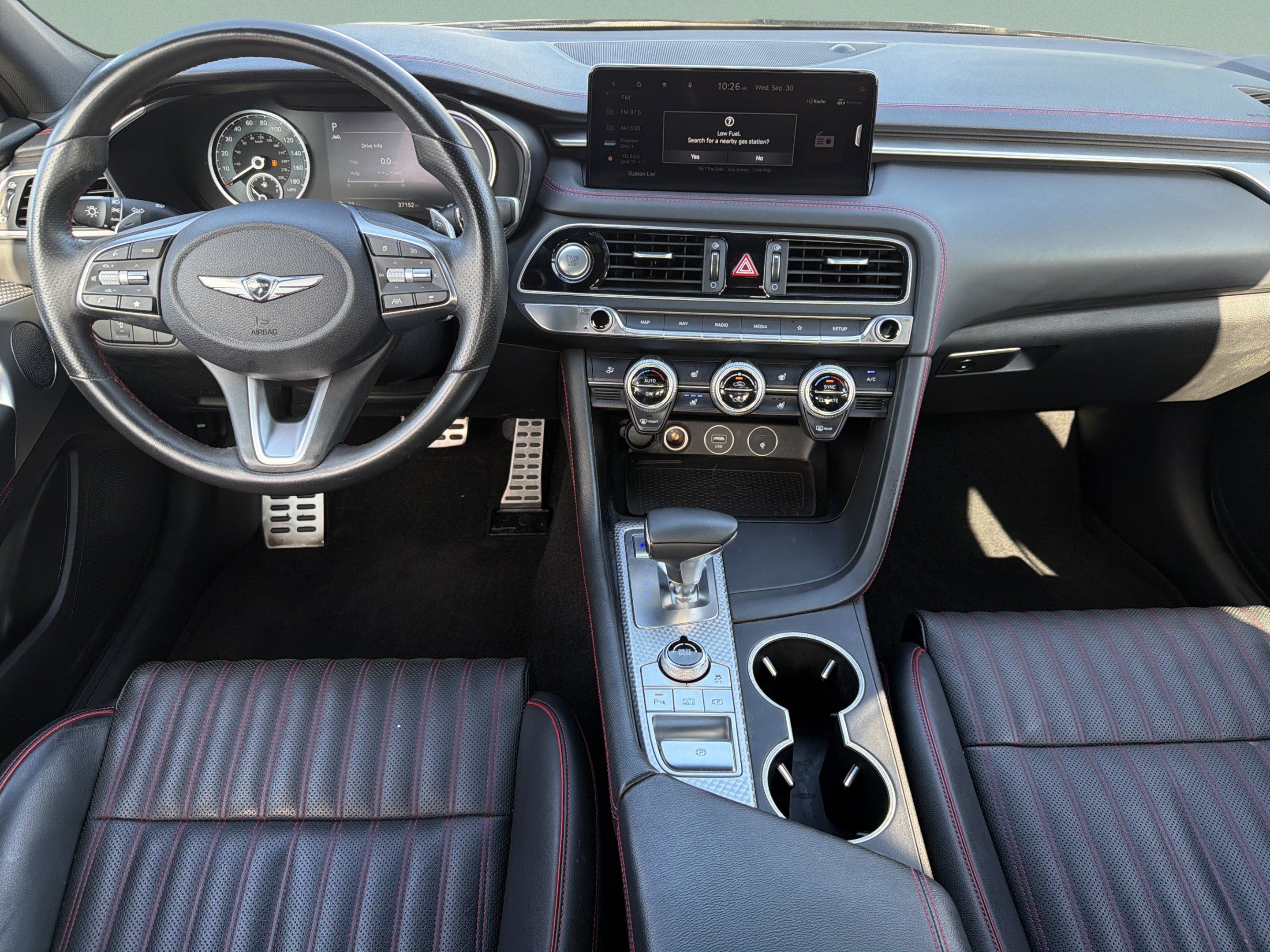 Used 2023 Genesis G70 2.0T w/ Sport Prestige Package RWD image 9