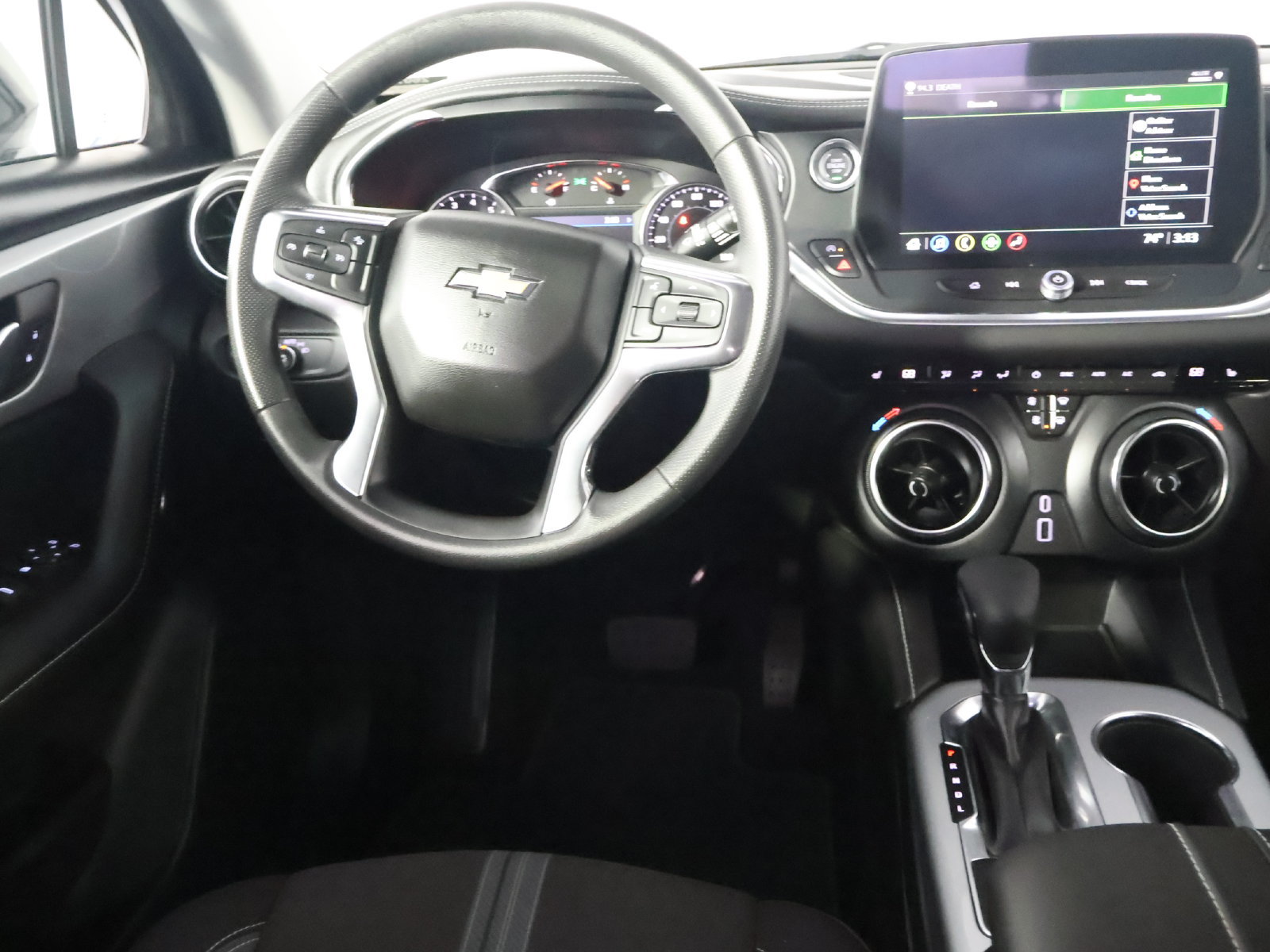 Used 2026 Chevrolet Blazer LT FWD image 30