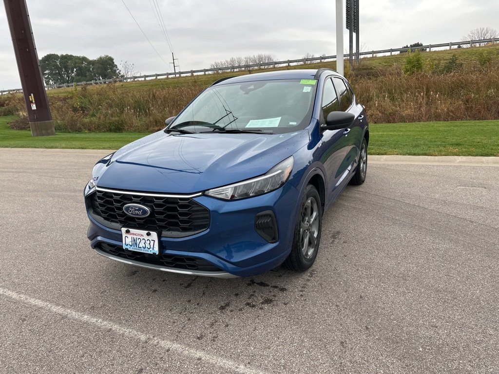 Used 2023 Ford Escape ST-Line image 33