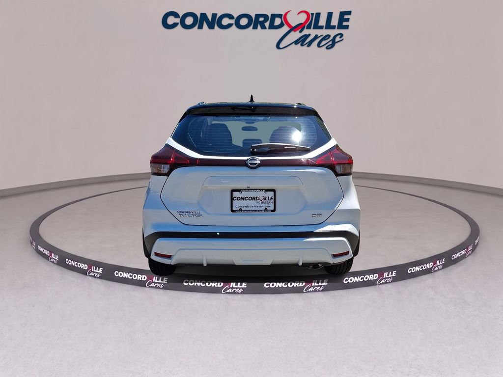 Certified 2023 Nissan Kicks SR w/ SR Premium Package FWD image 6