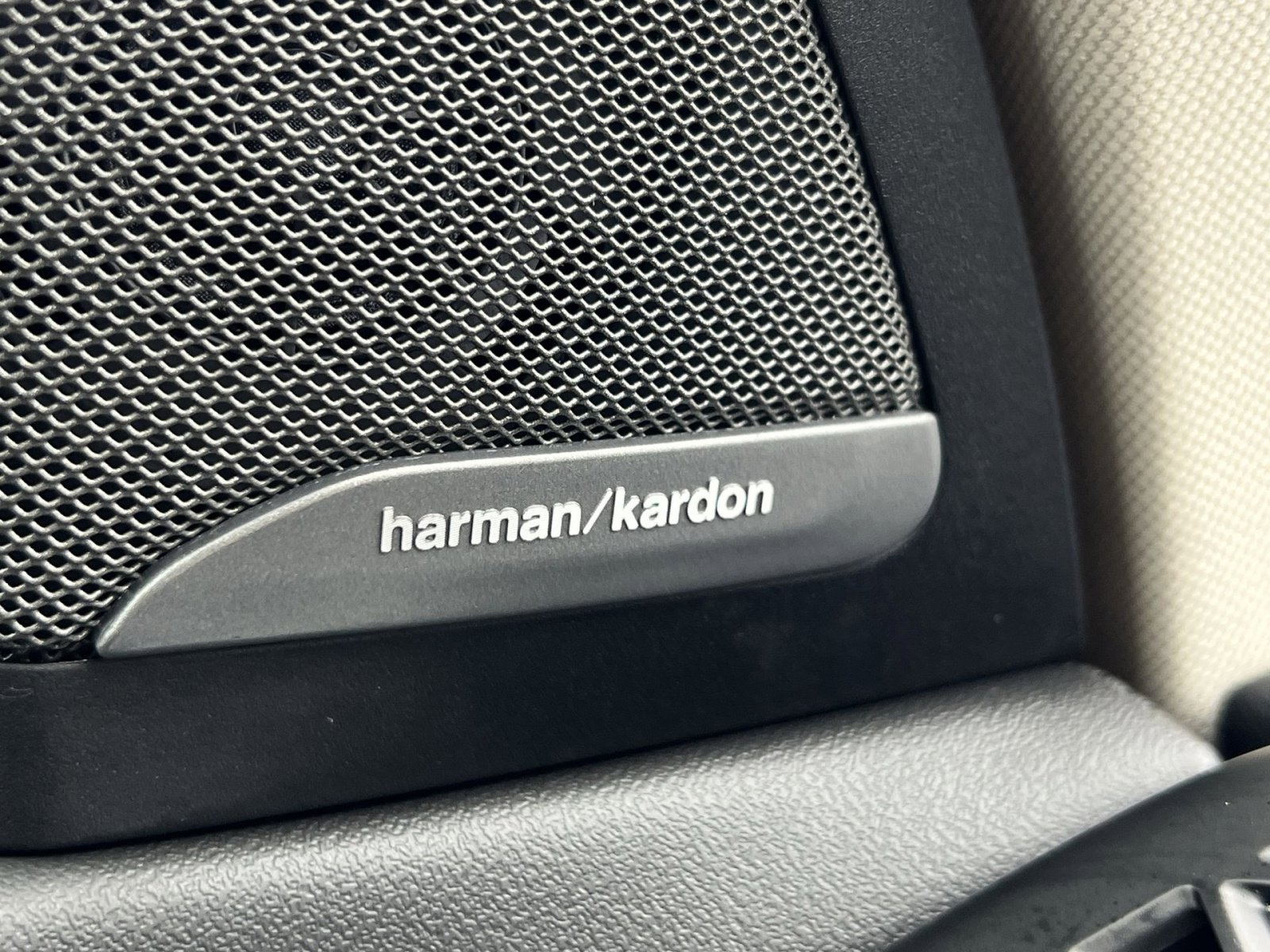 Used 2025 BMW X7 xDrive40i image 36