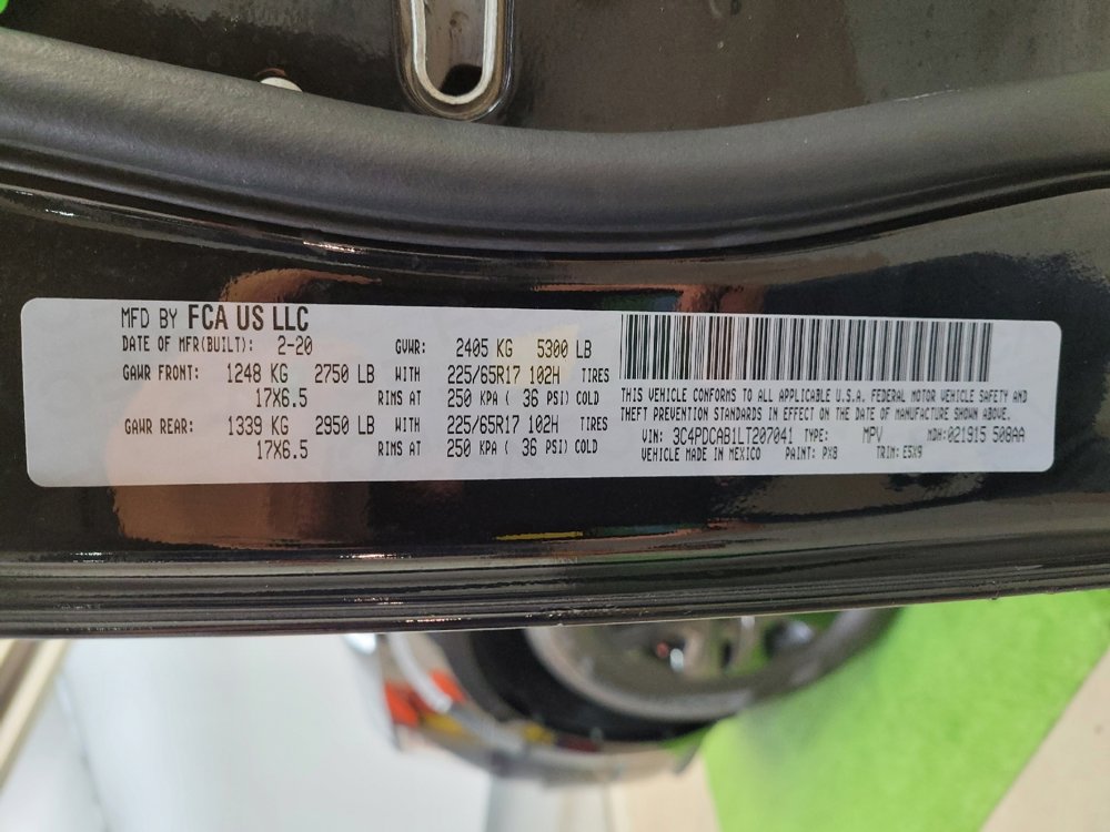 Used 2020 Dodge Journey SE image 33