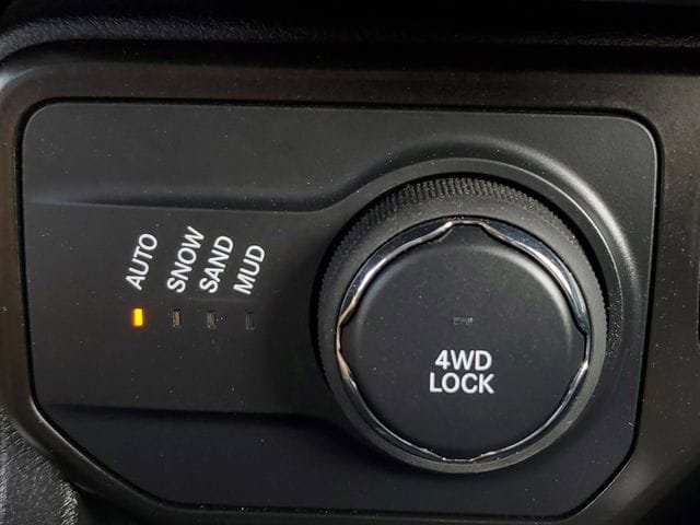 Certified 2023 Jeep Renegade Altitude AWD/4WD image 34