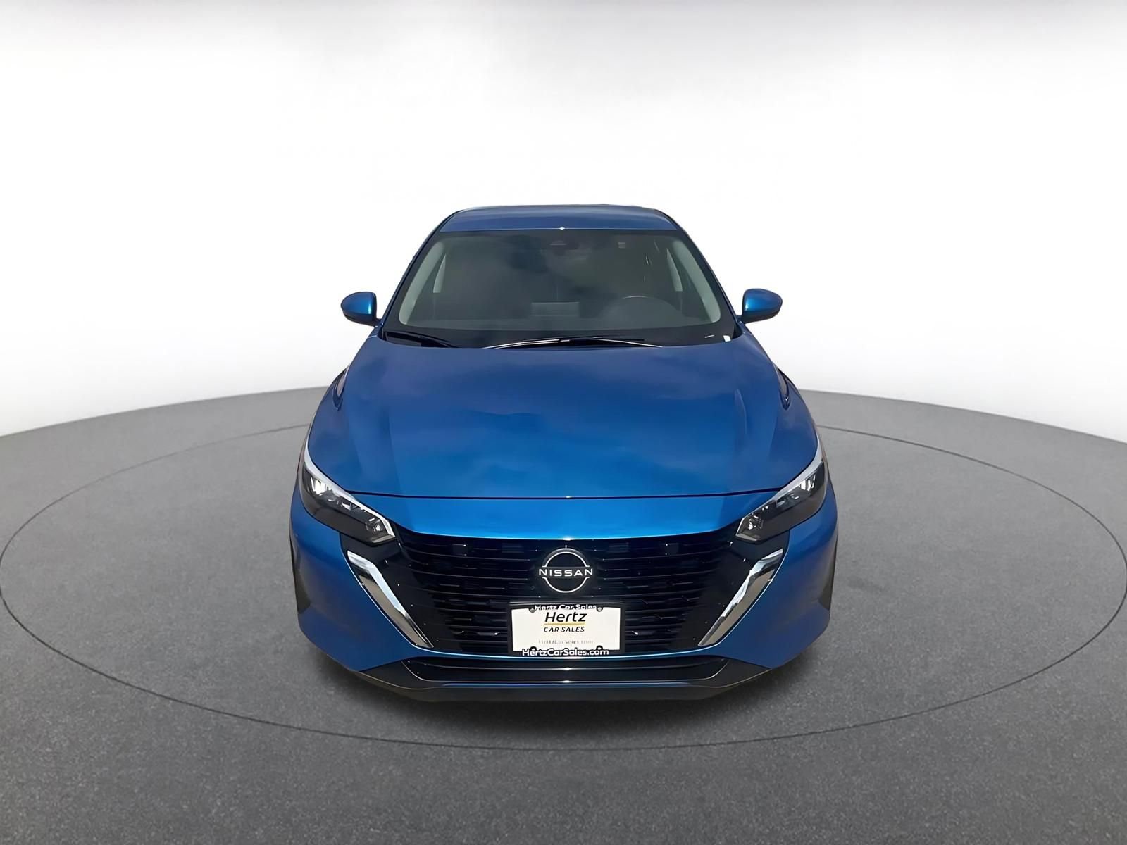 Used 2025 Nissan Sentra SV image 4