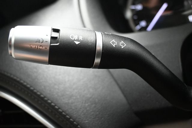 Used 2020 Jaguar XE S RWD image 25