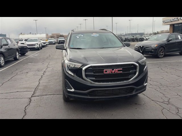 Certified 2021 GMC Terrain SLE w/ Driver Convenience Package image 3