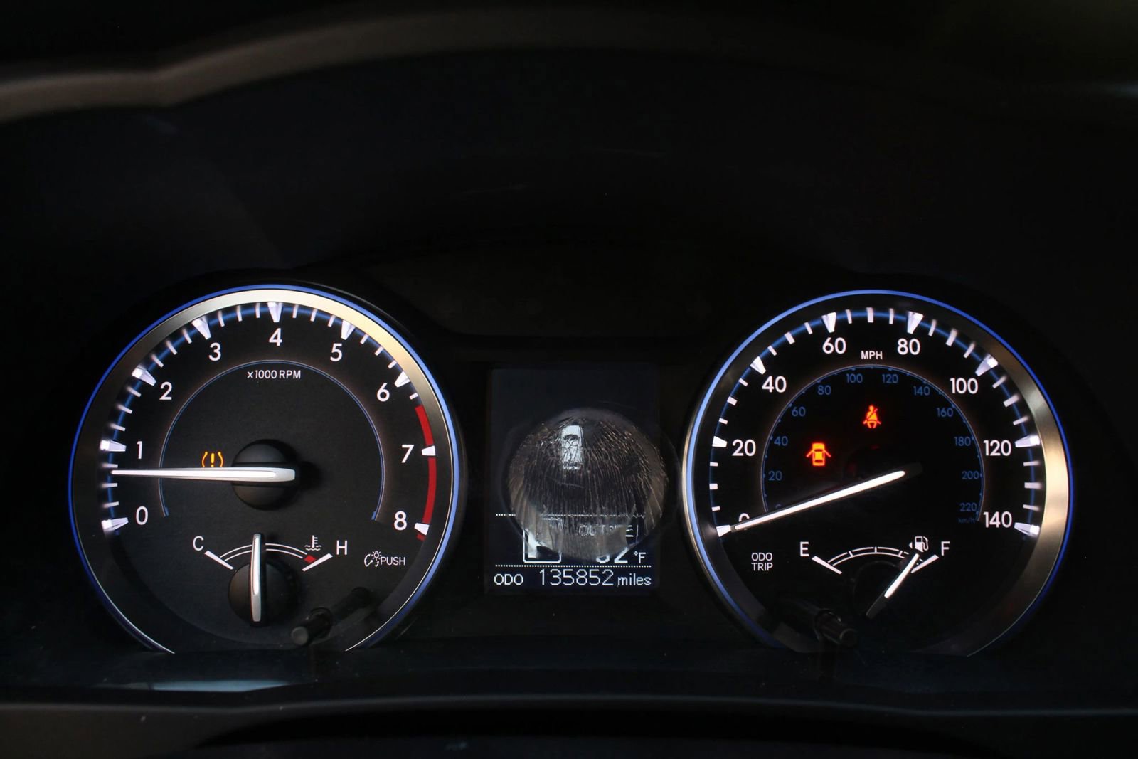 Used 2016 Toyota Highlander LE AWD/4WD image 31