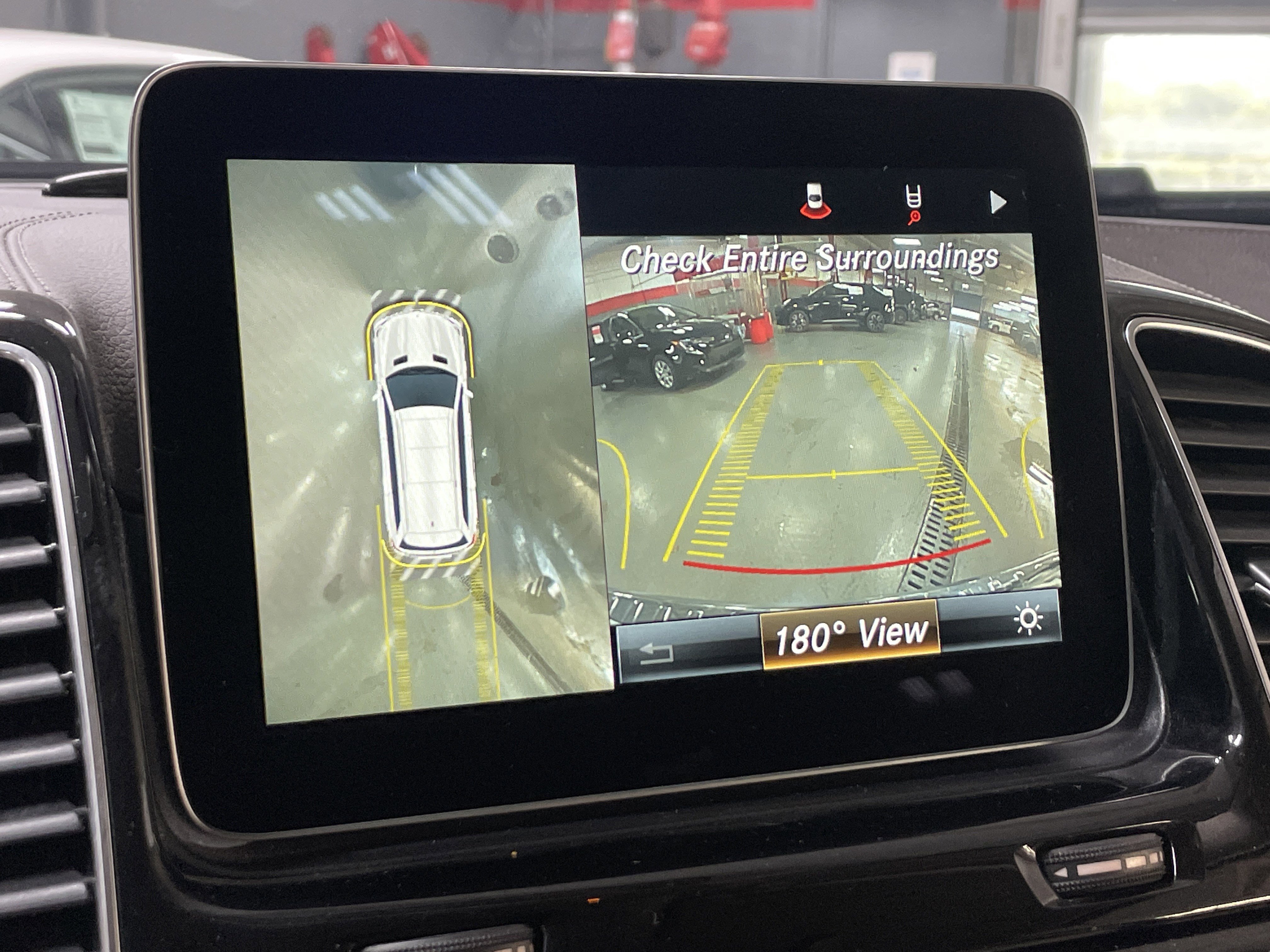 Used 2018 Mercedes-Benz GLS 450 4MATIC image 25