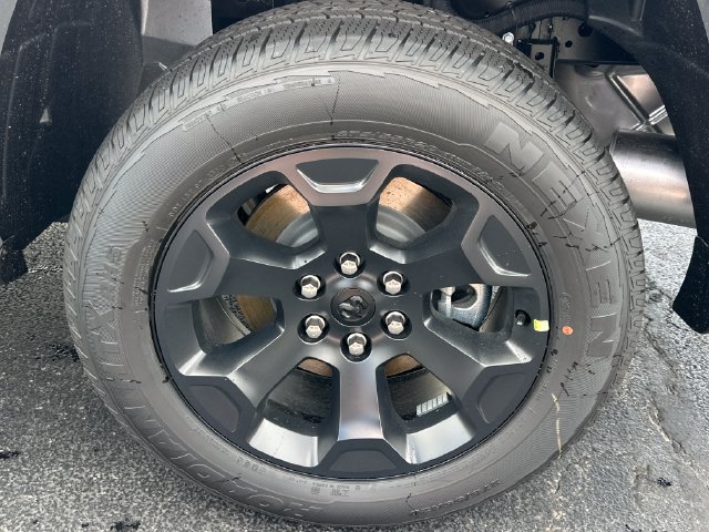 New 2027 RAM 1500 4x4 Crew Cab image 26