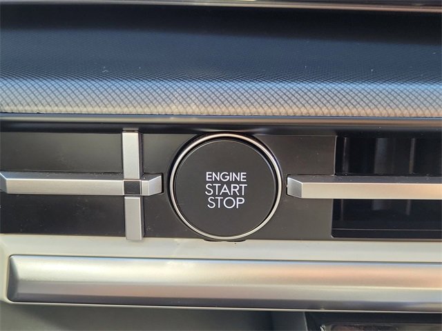 Used 2025 Hyundai Santa Fe SEL image 9