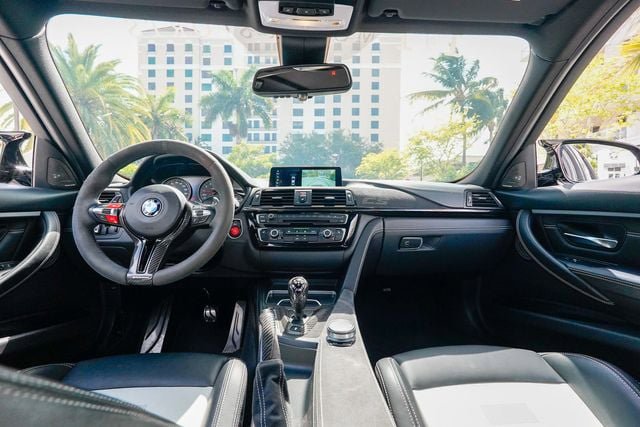 Used 2018 BMW M3 CS w/ Executive Package RWD image 84