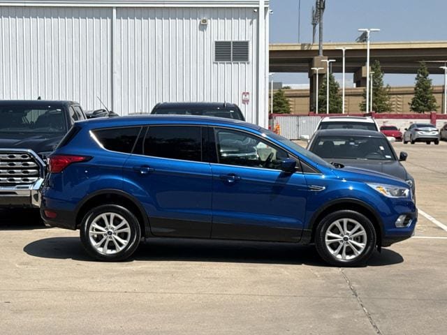 Used 2019 Ford Escape SE AWD/4WD image 3