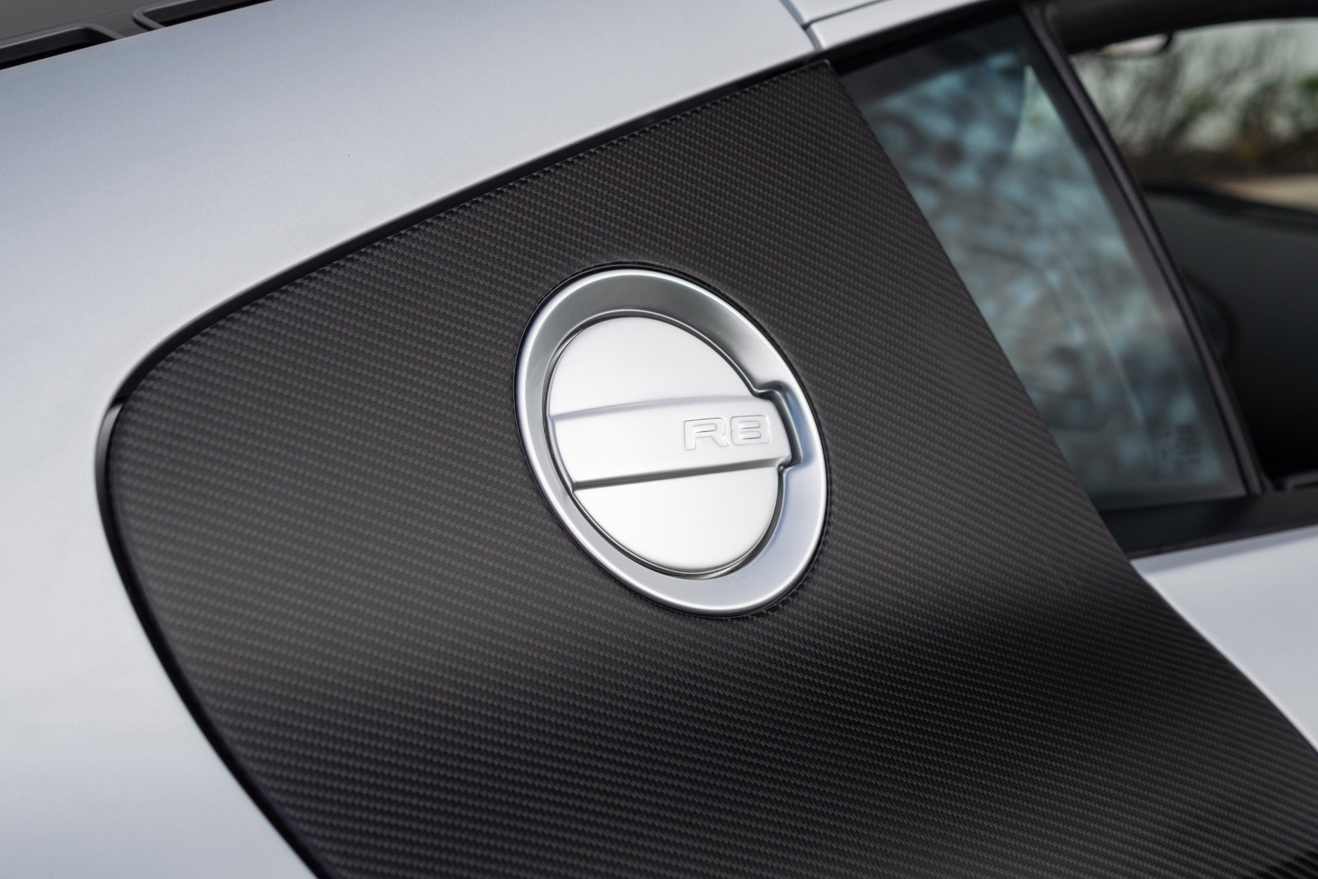 Used 2012 Audi R8 GT AWD/4WD image 18