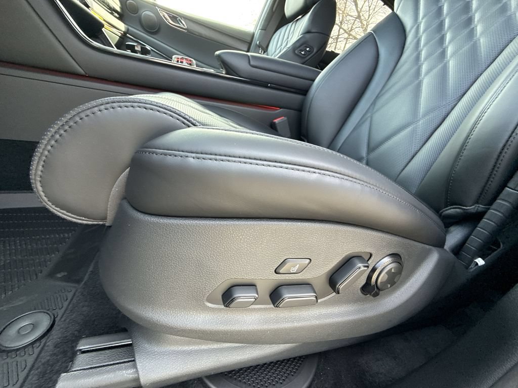 Used 2026 Genesis GV80 3.5T Prestige AWD/4WD image 18