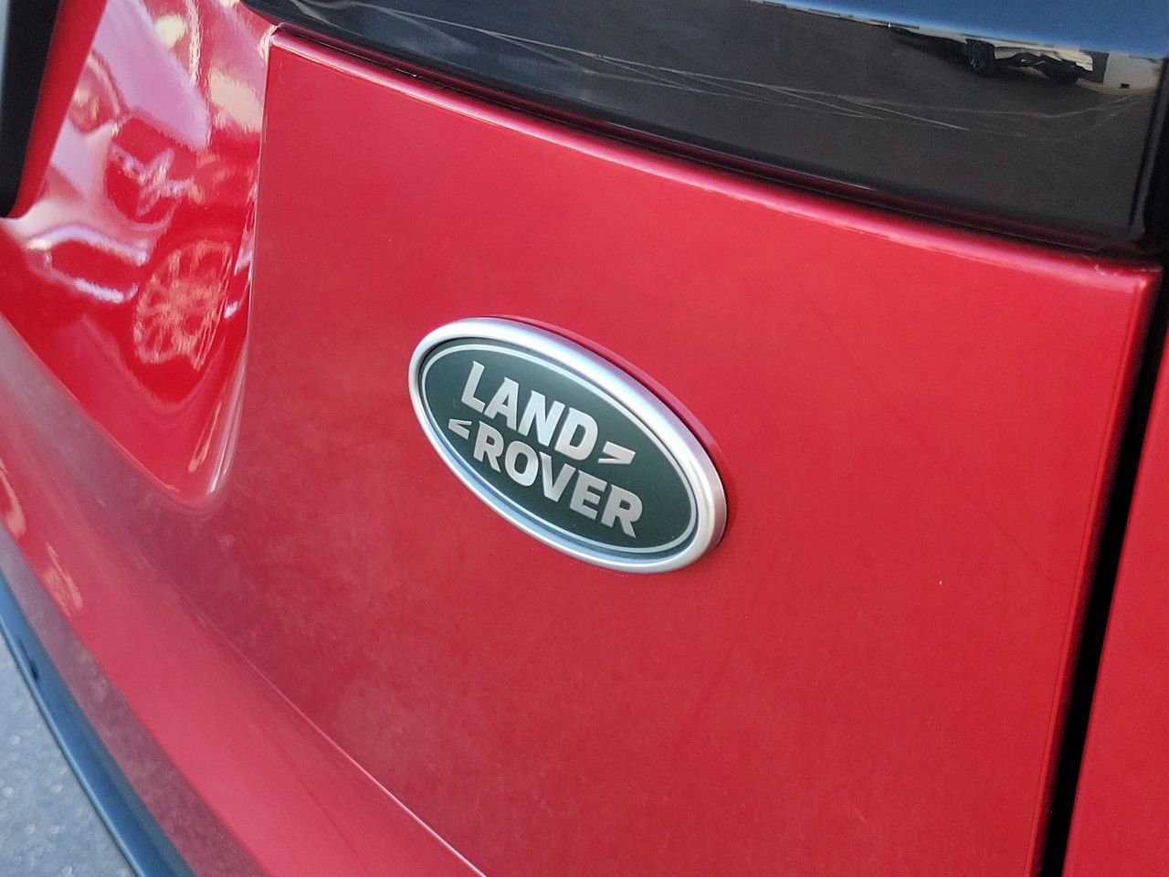 Used 2022 Land Rover Range Rover Velar S AWD/4WD image 7