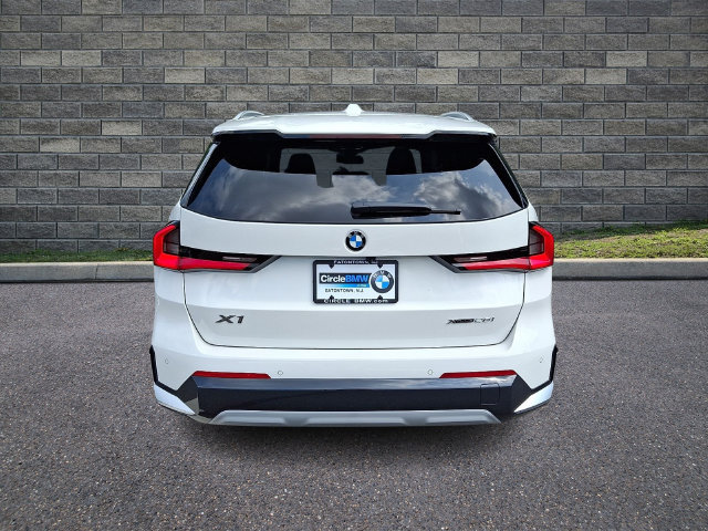 New 2027 BMW X1 xDrive28i AWD/4WD image 5