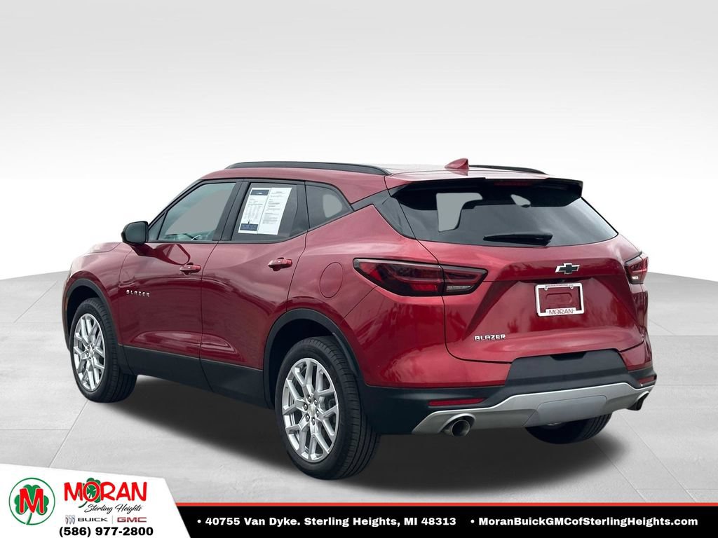 Certified 2024 Chevrolet Blazer LT w/ Convenience Package FWD image 3