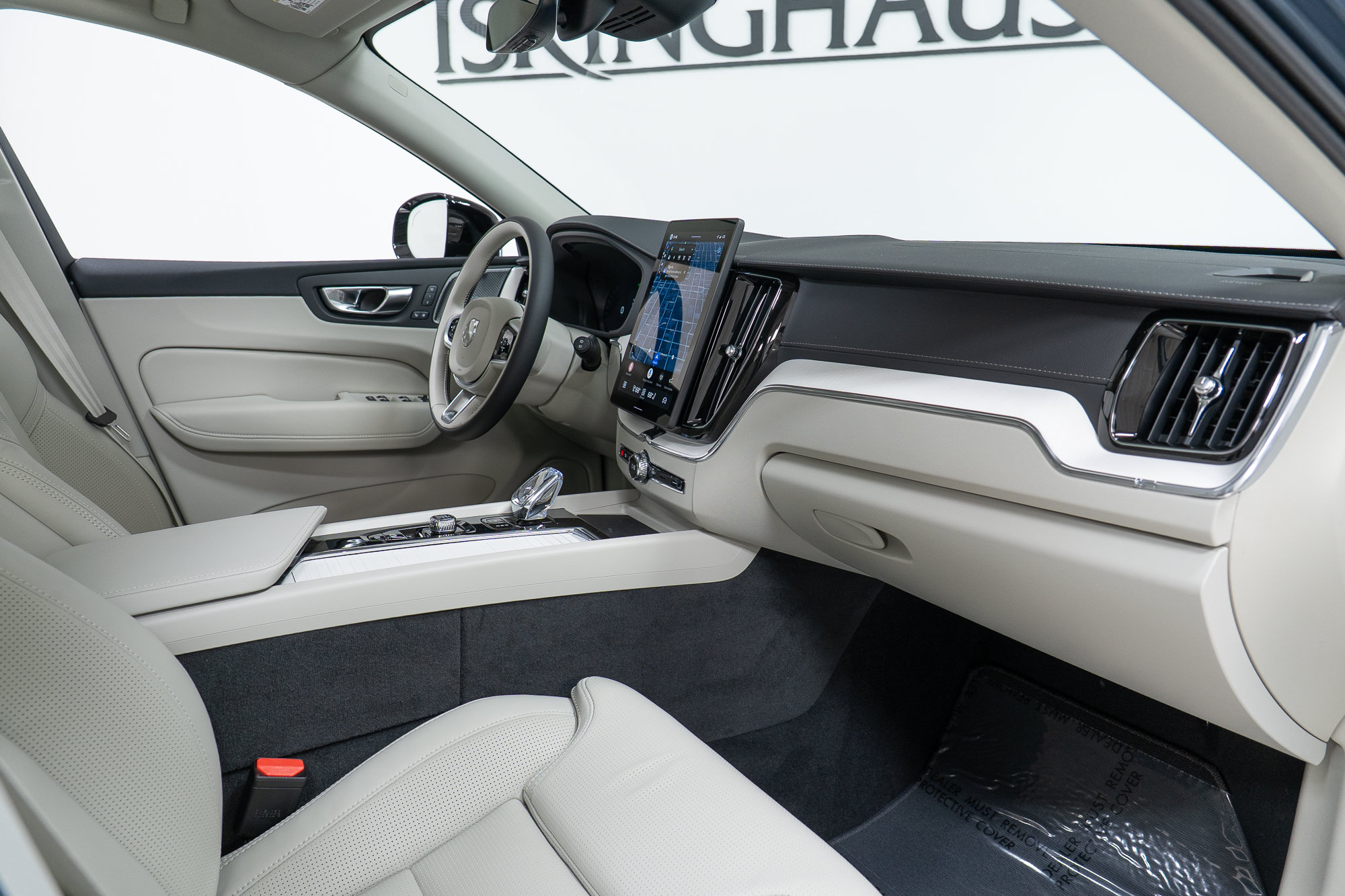 New 2026 Volvo XC60 T8 Ultra w/ Climate Package AWD/4WD image 21