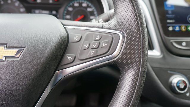 Used 2024 Chevrolet Malibu LT image 25