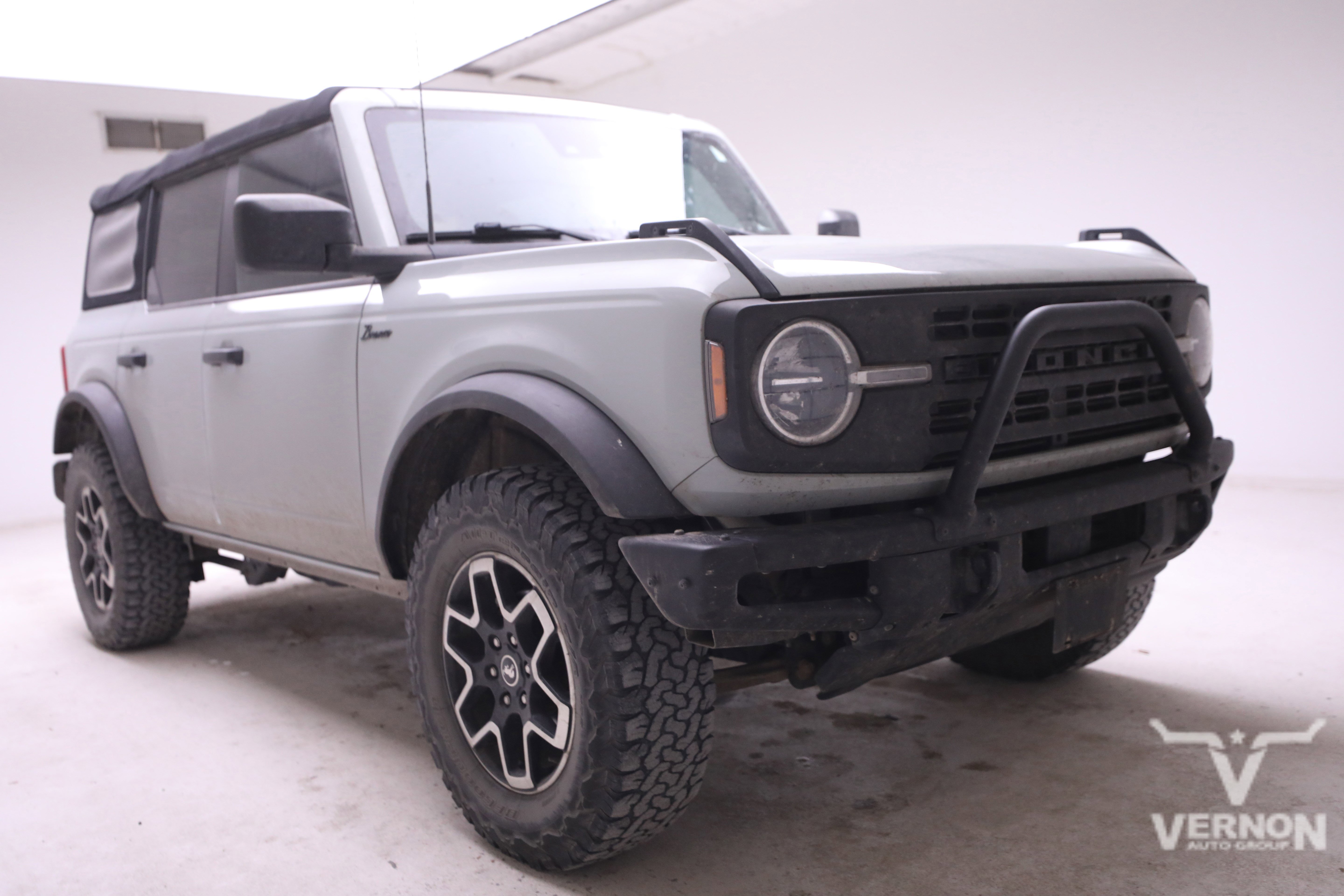 Used 2022 Ford Bronco Base 4x4 image 7