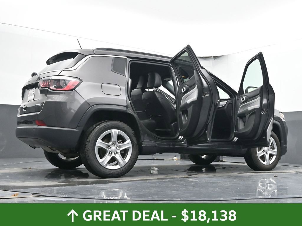 Used 2024 Jeep Compass Latitude image 85