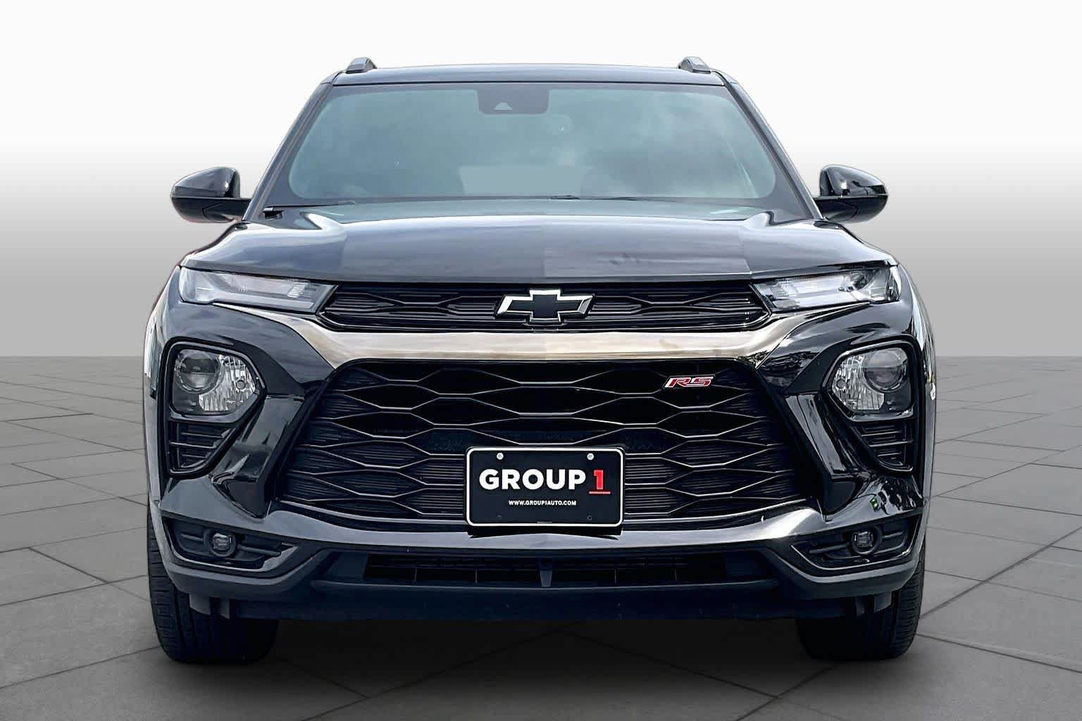 Used 2023 Chevrolet TrailBlazer RS w/ Convenience Package AWD/4WD image 3