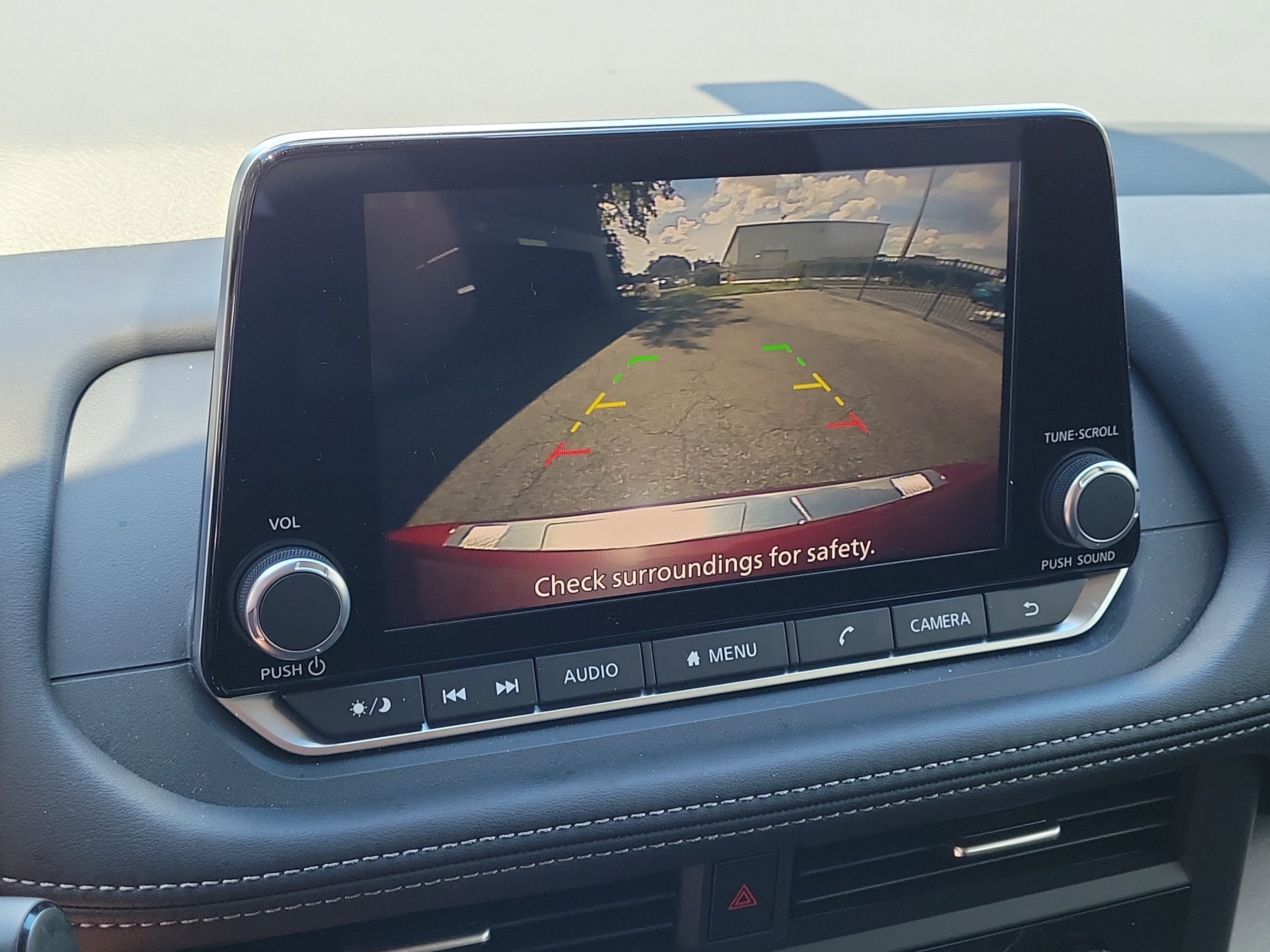 Certified 2026 Nissan Rogue SV FWD image 22