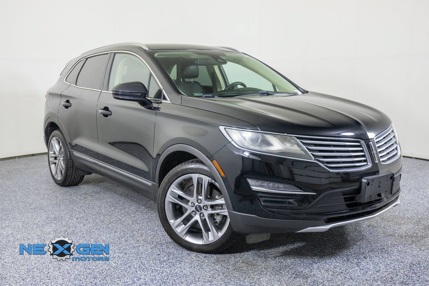Used 2016 Lincoln MKC Reserve w/ Lincoln MKC Climate Package AWD/4WD image 1