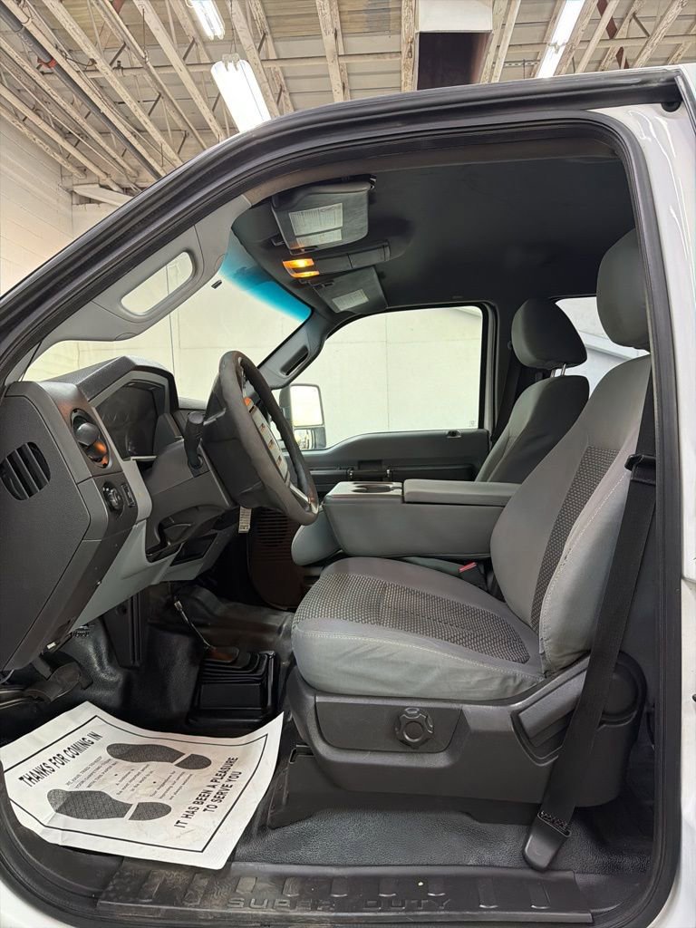 Used 2014 Ford F550 4x4 Crew Cab Super Duty image 23