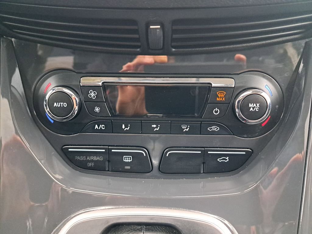 Used 2013 Ford Escape Titanium image 22