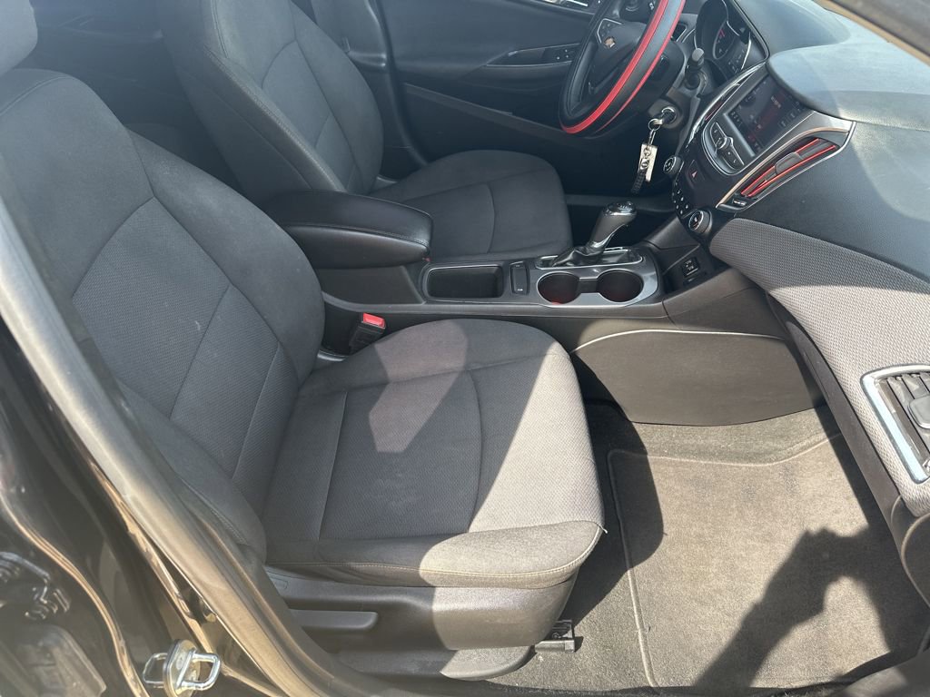 Used 2019 Chevrolet Cruze LS w/ LS Convenience Package image 69
