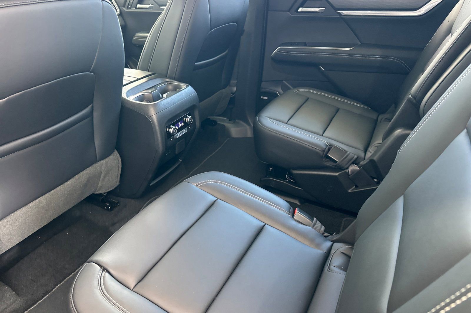 New 2026 GMC Acadia Elevation w/ Black Edition image 13