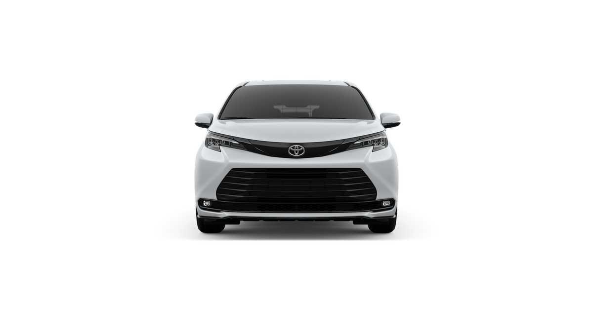 New 2026 Toyota Sienna XLE Woodland Edition image 17