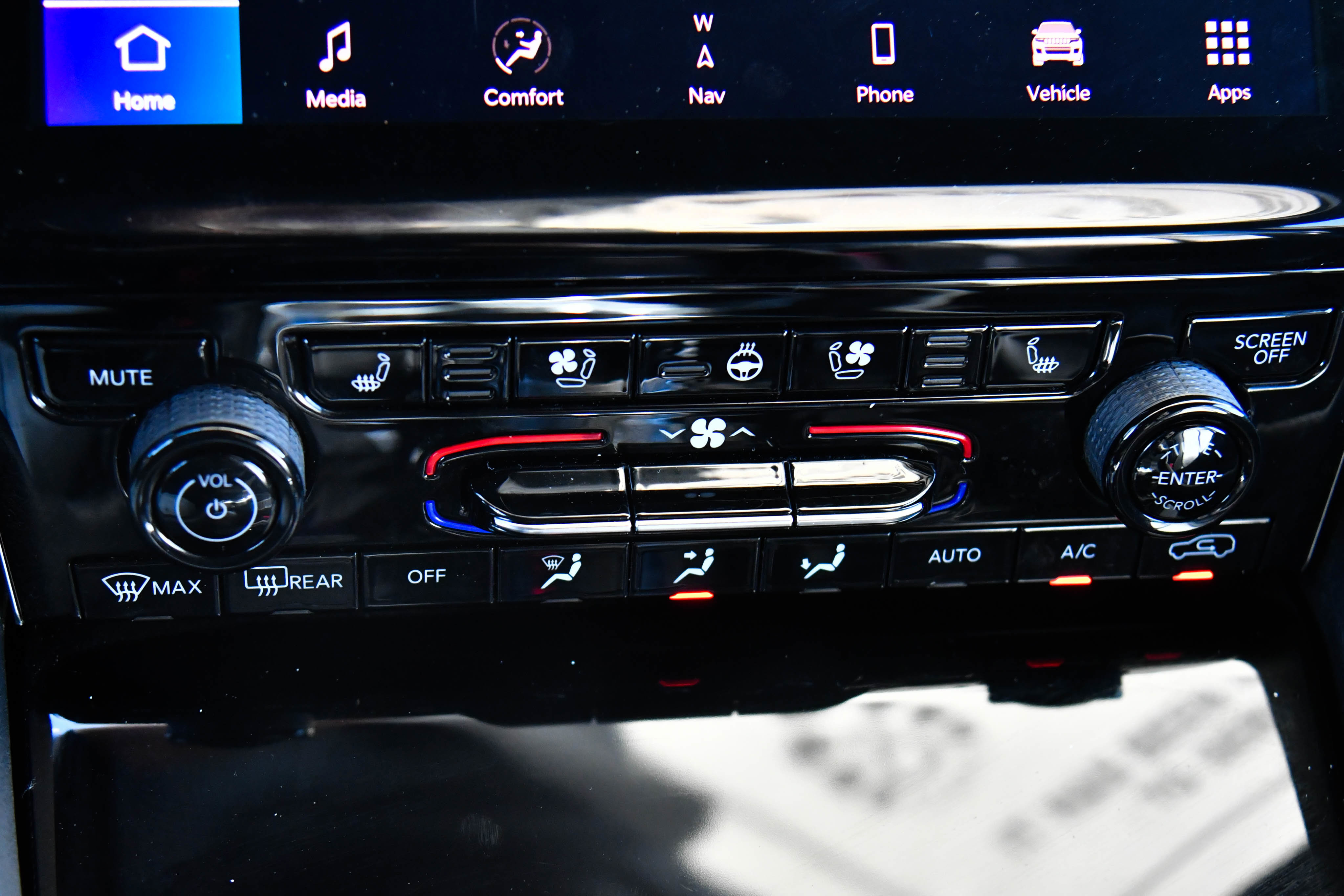 Used 2024 Jeep Grand Cherokee L Limited w/ Luxury Tech Group II image 32