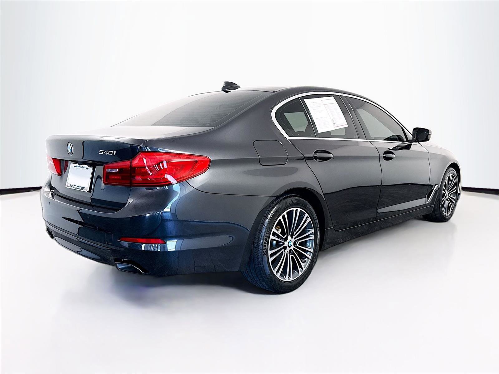 Used 2019 BMW 540i w/ Convenience Package RWD image 38