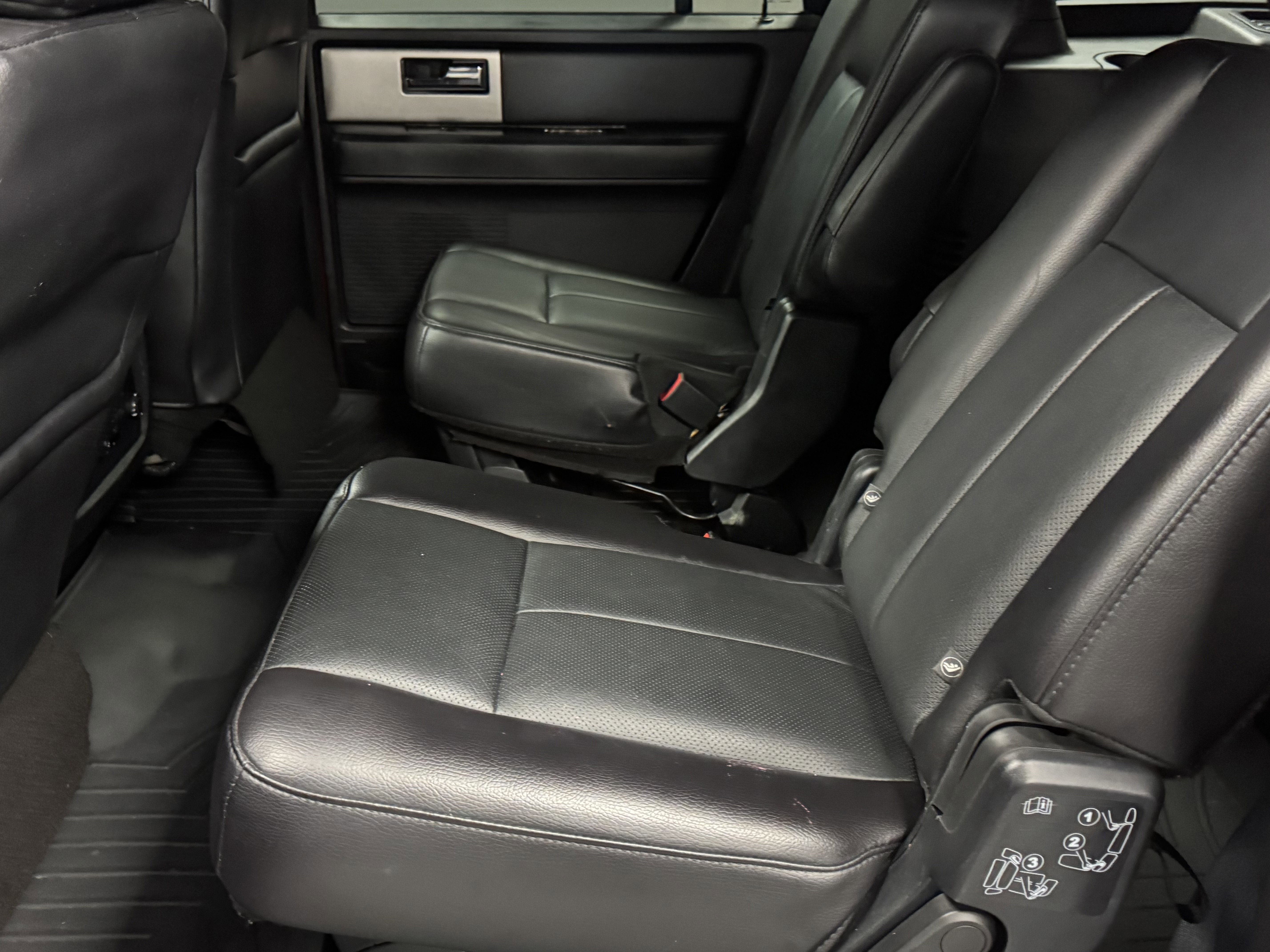 Used 2017 Ford Expedition EL Limited w/ Equipment Group 301A image 15