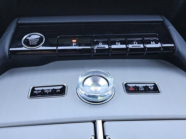 New 2025 Lincoln Navigator Reserve w/ Jet Appearance Package image 13