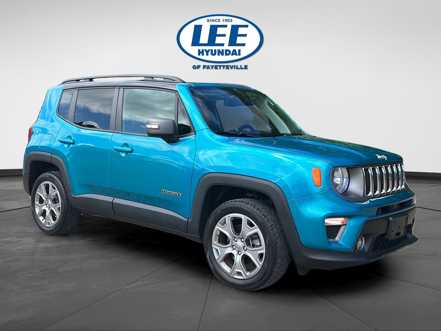 Used 2020 Jeep Renegade Limited w/ UConnect 8.4 Nav Group AWD/4WD image 1