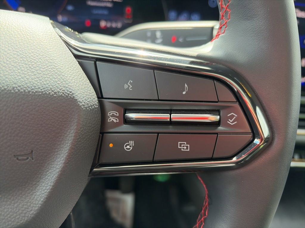 Used 2024 Chevrolet Equinox EV RS FWD image 26