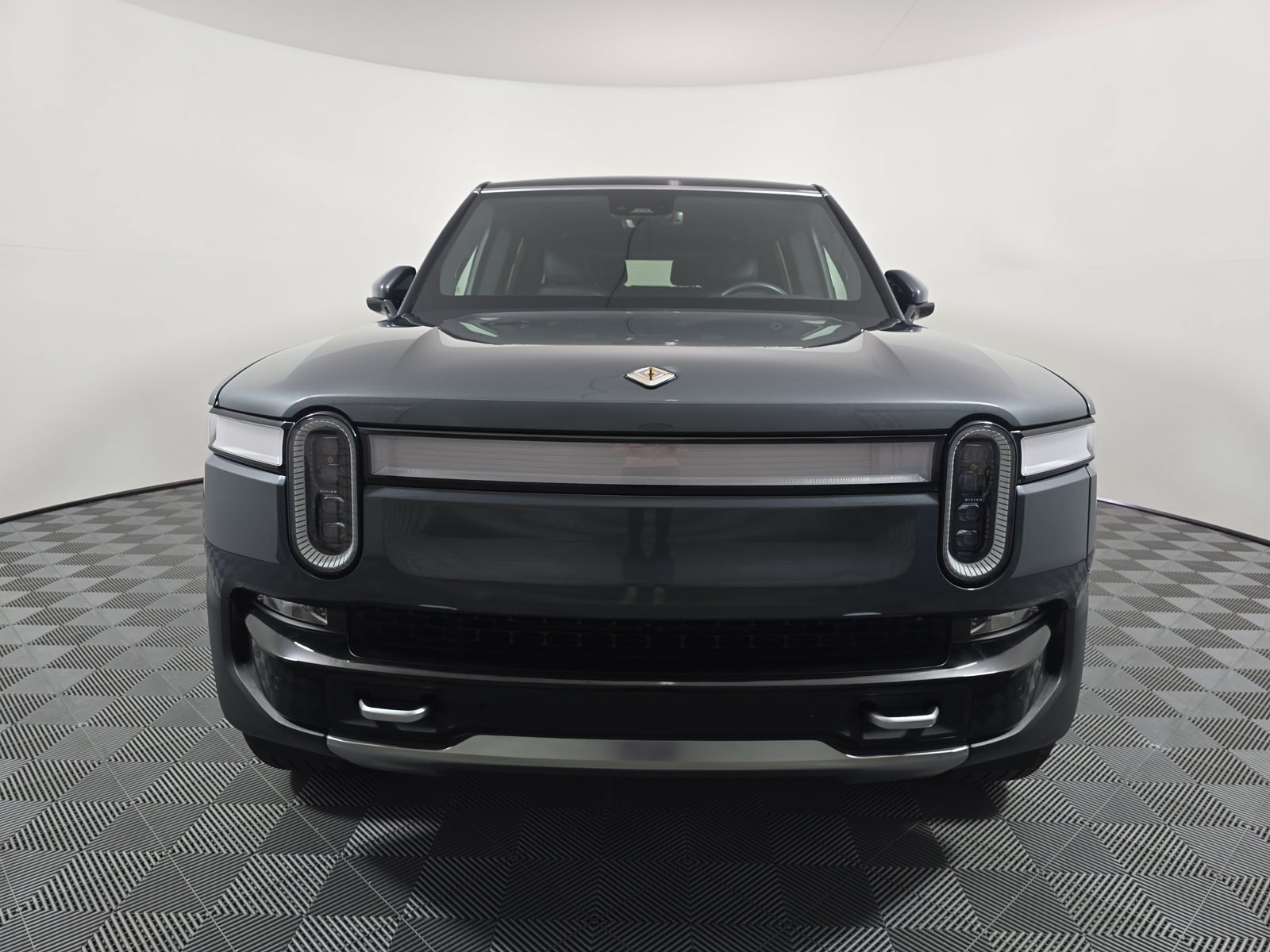 Used 2022 Rivian R1S Launch Edition Quad AWD/4WD image 8