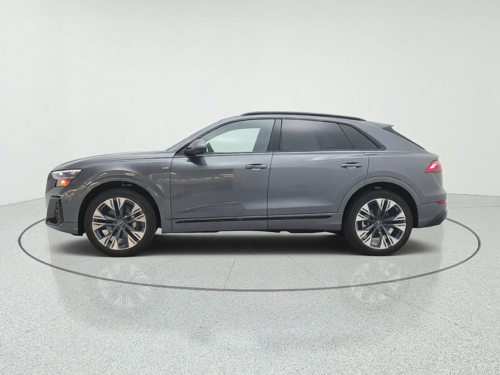 New 2026 Audi Q8 Premium Plus AWD/4WD image 8