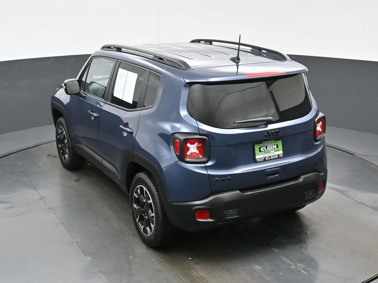 Used 2023 Jeep Renegade Latitude AWD/4WD image 36