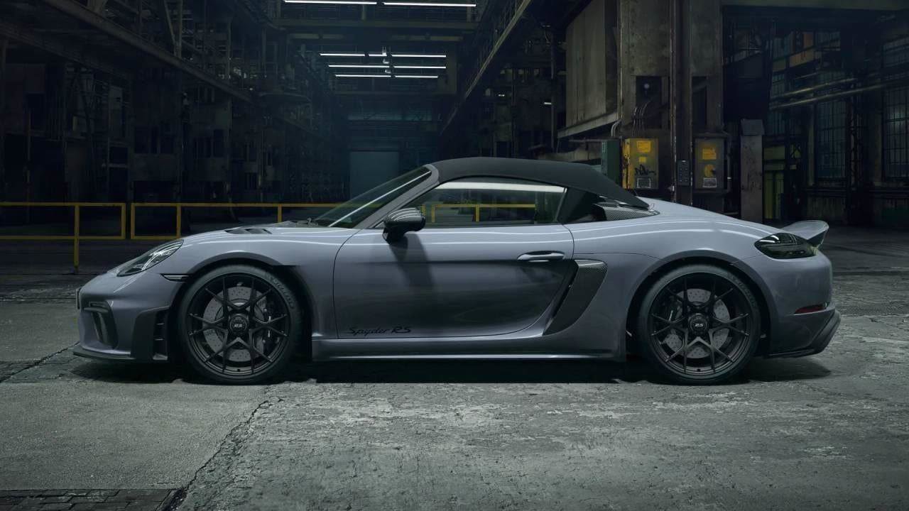 Certified 2024 Porsche 718 Boxster Spyder RS image 99