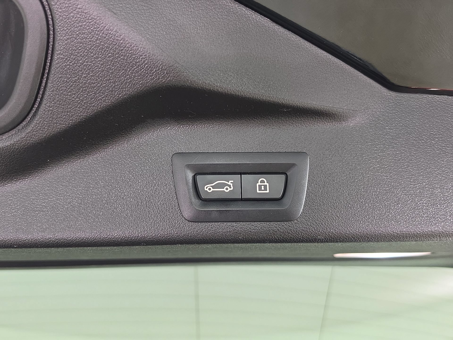 Used 2020 BMW X5 sDrive40i w/ Premium Package RWD image 14