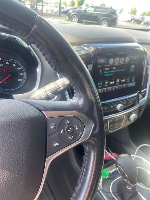 Used 2018 Chevrolet Traverse LT FWD image 15