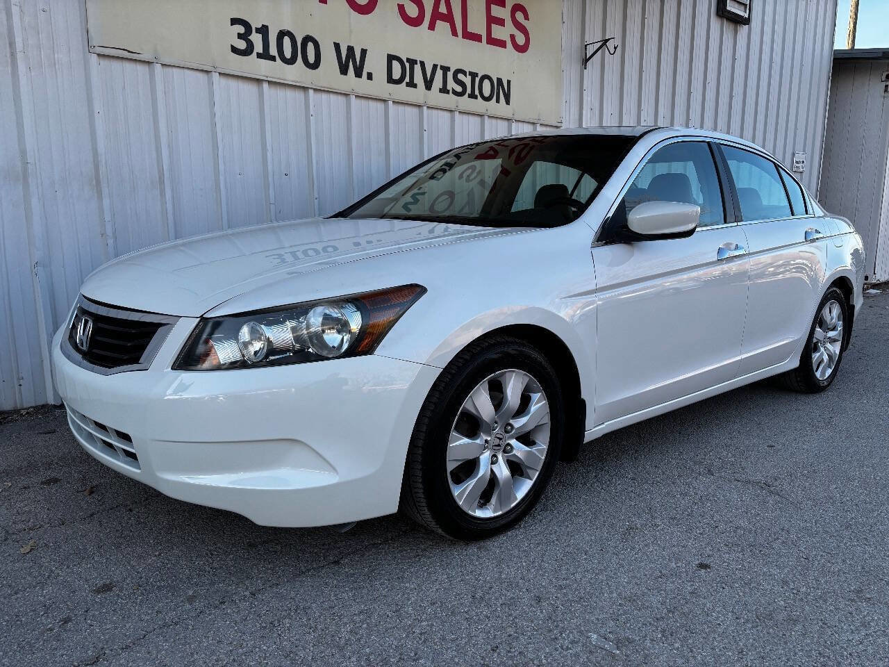 Used 2010 Honda Accord EX-L image 7