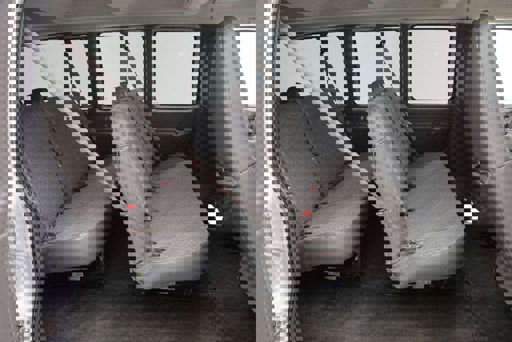 Used 2018 Chevrolet Express 3500 LT w/ LT Preferred Equipment Group image 25