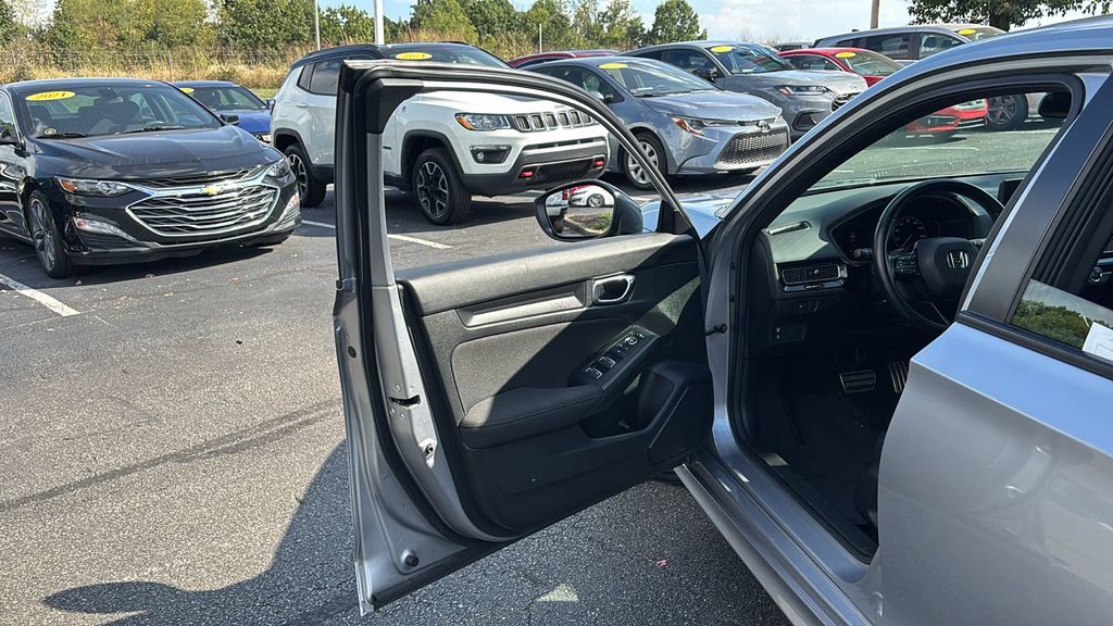 Used 2024 Honda Civic Sport image 11