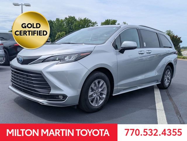 Certified 2024 Toyota RAV4 XLE FWD image 8